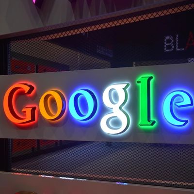 Адаптор питания В Vogue акриловый 3D светодиодные пластиковые яркие символы для витрины магазина