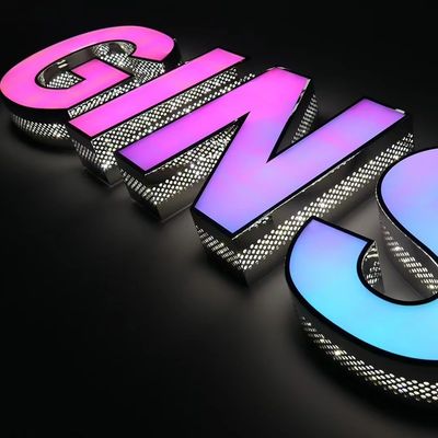 Профессиональная установка букв LED-каналов для цифровой цифровой вывески дома